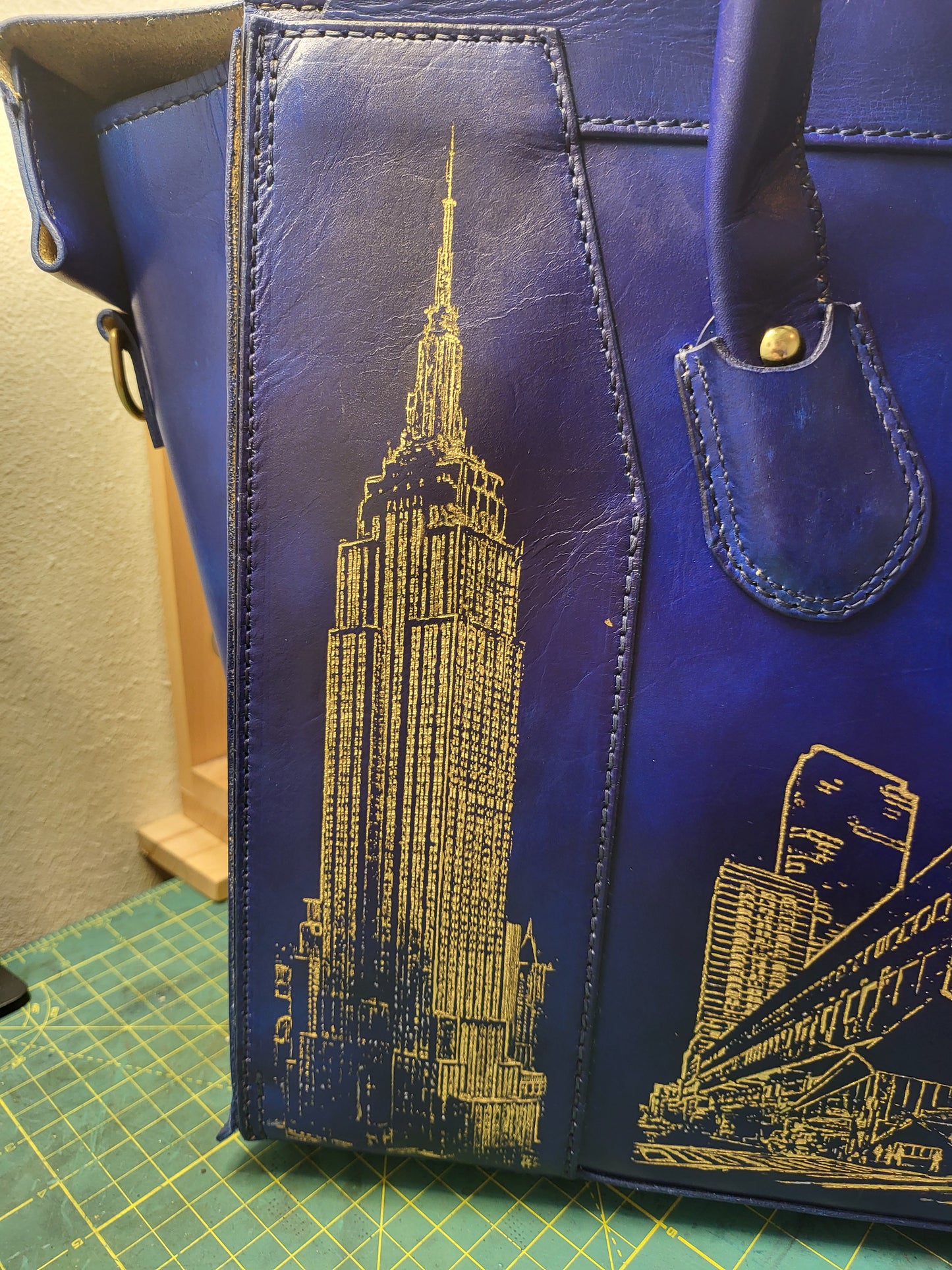 The Elisabeth Bag - NYC Night Scene Masterpiece