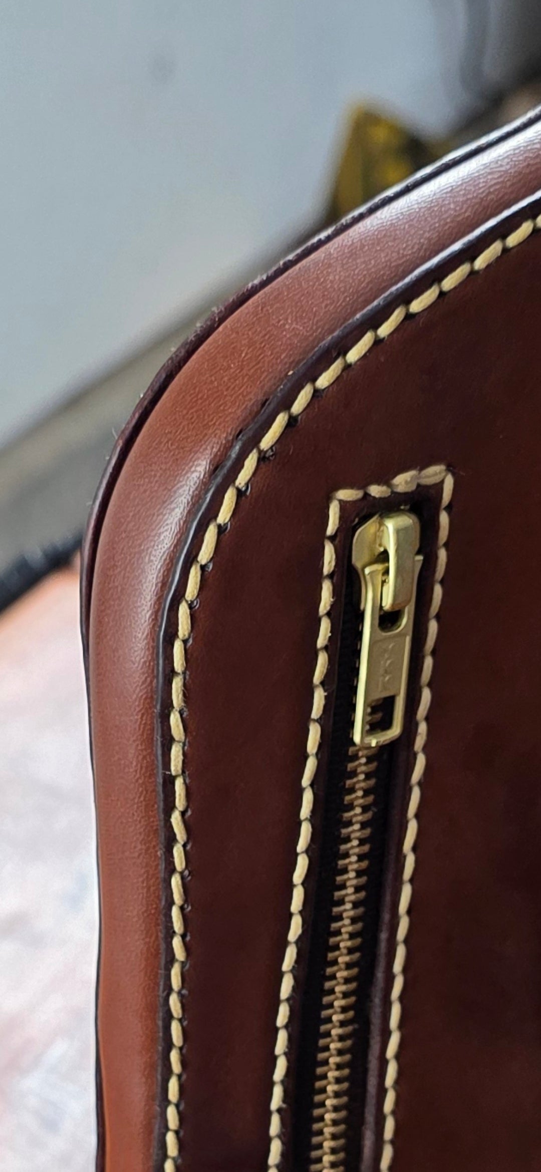 World Traveller - Italian Tuscan Crossbody