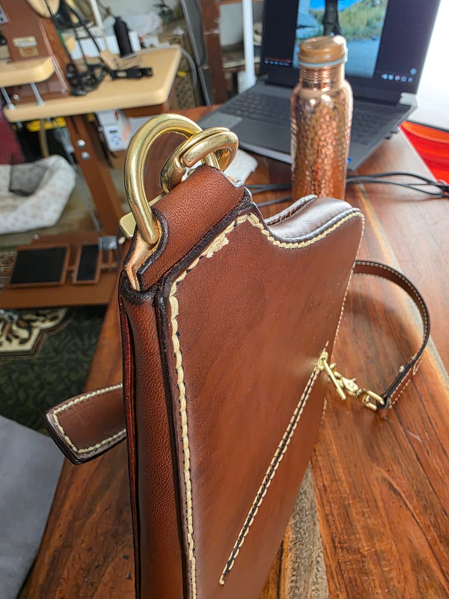 World Traveller - Italian Tuscan Crossbody